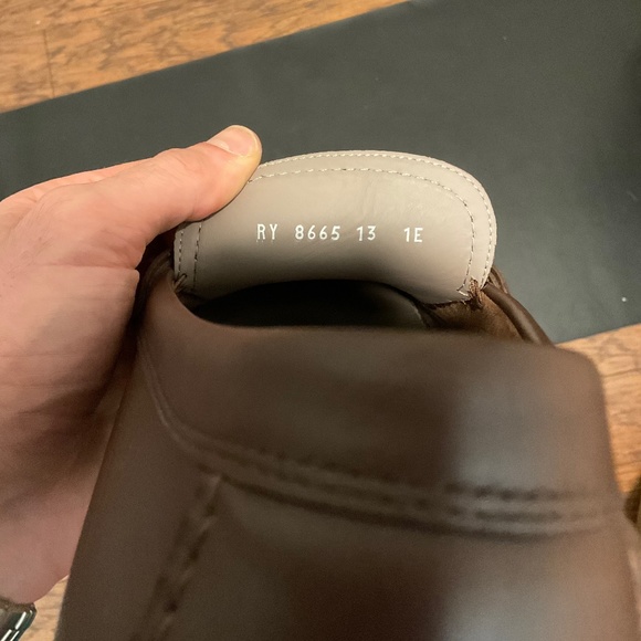 Salvatore Ferragamo Stuart Driving Shoe - Picture 8 of 8